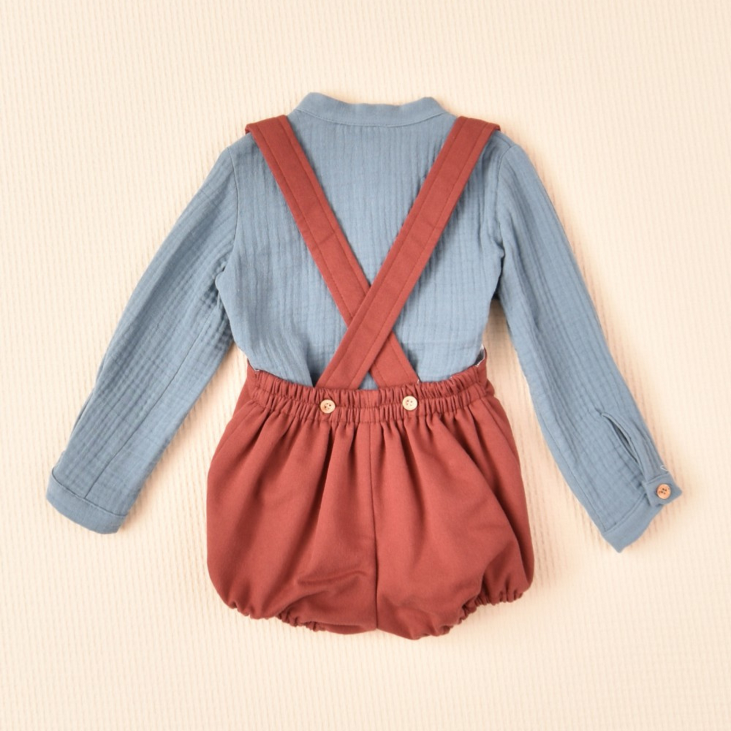 Selebukse og skjorte