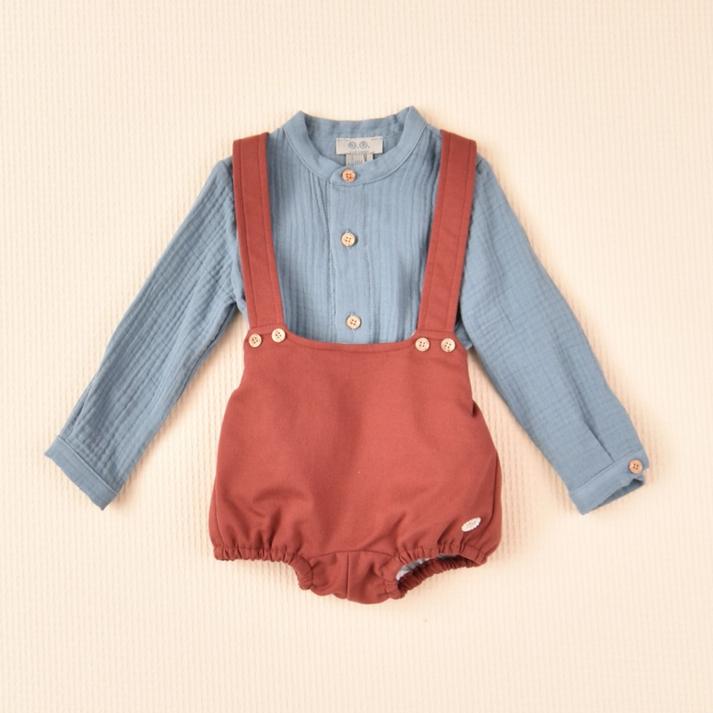 Selebukse og skjorte