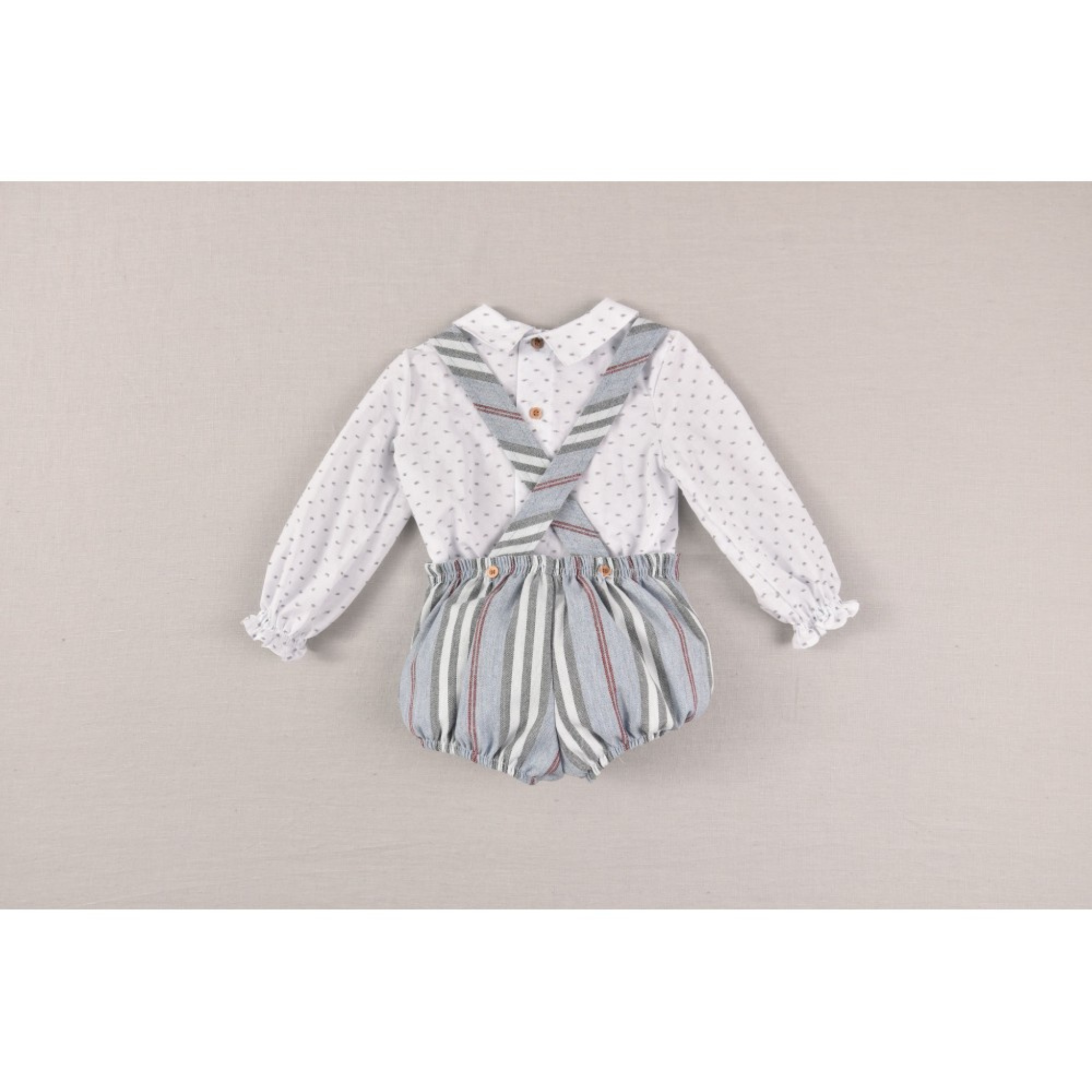 Selebukse og skjorte