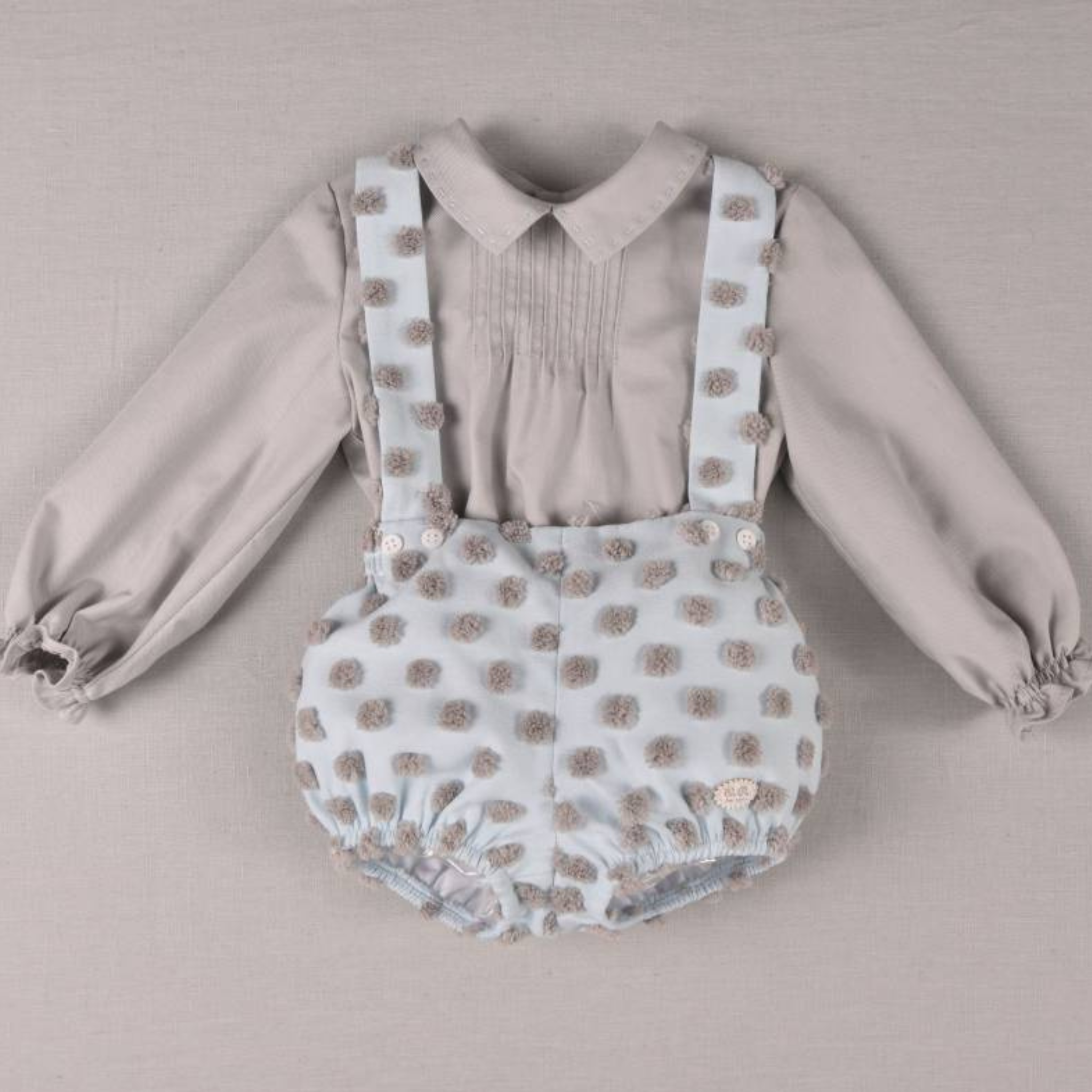 Selebukse og skjorte